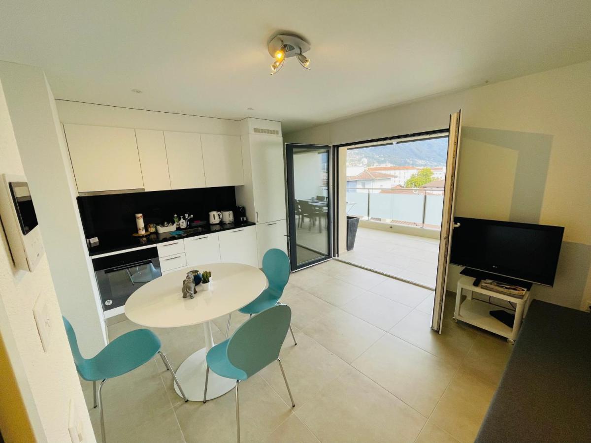 Central Apartment , Free Parking ロカルノ エクステリア 写真