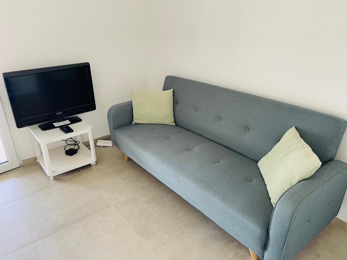 Central Apartment , Free Parking ロカルノ エクステリア 写真